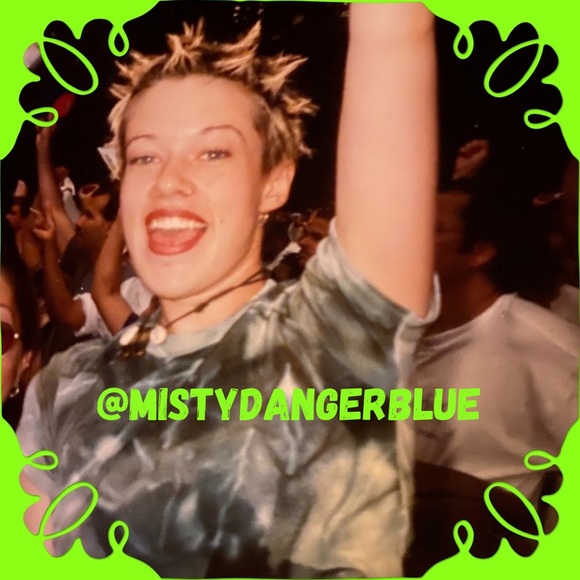 MEET THE POSHER - Picture 12 of 16